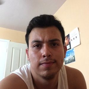 Meet your Posher, Carlos